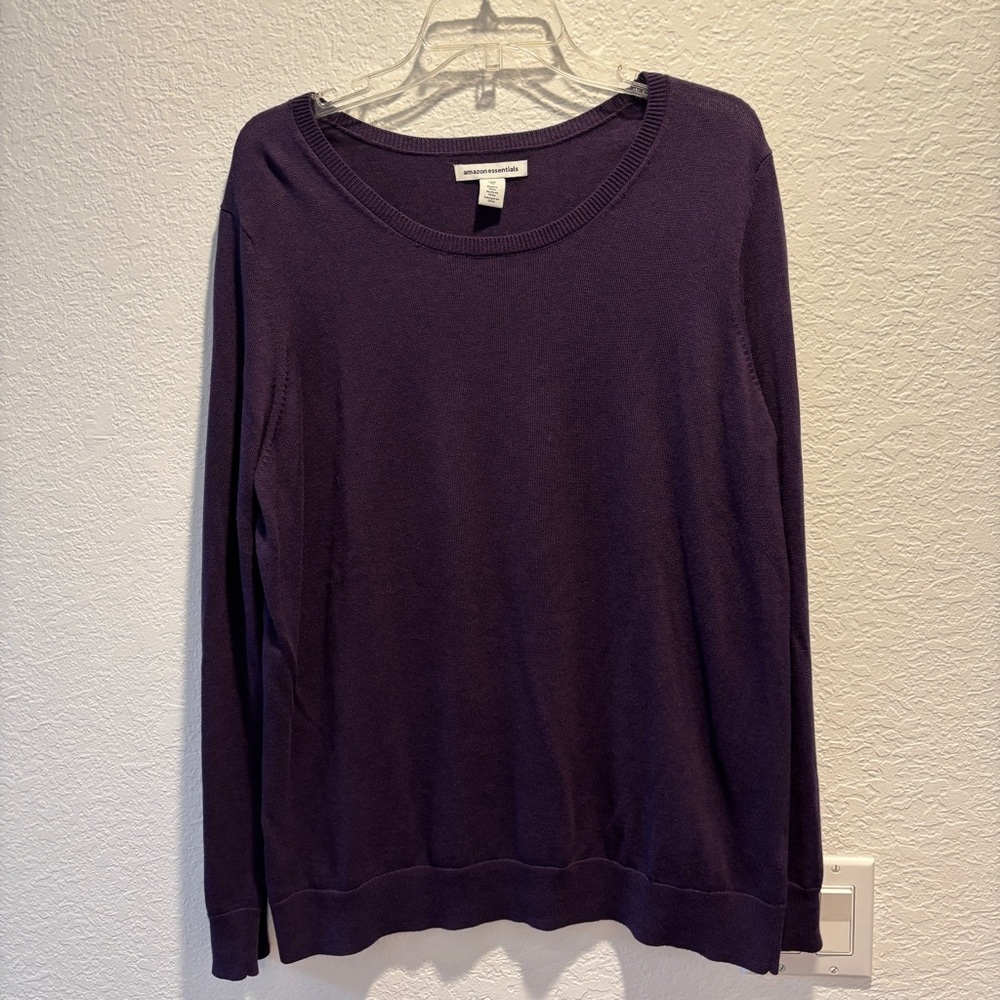 Amazon Essentials Women's Long-Sleeve Lightweight Crewneck Sweater Purple XL